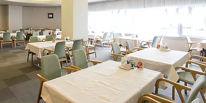 レストラン「シェルブルー」